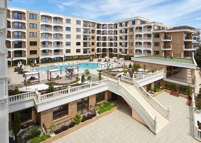 Апартамент Purple Rose Valencia Gardens