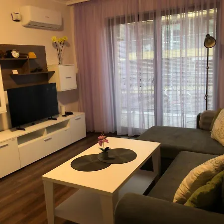 Purple Rose Valencia Gardens Apartman Neszebar