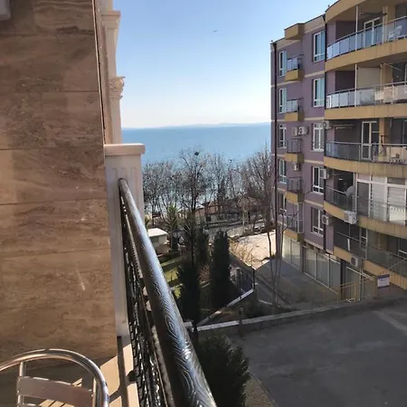 Purple Rose Valencia Gardens Apartman Neszebar
