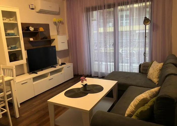 Purple Rose Valencia Gardens Apartment Nesebar
